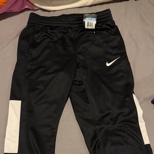 Nike Women‘s Black and White Joggers